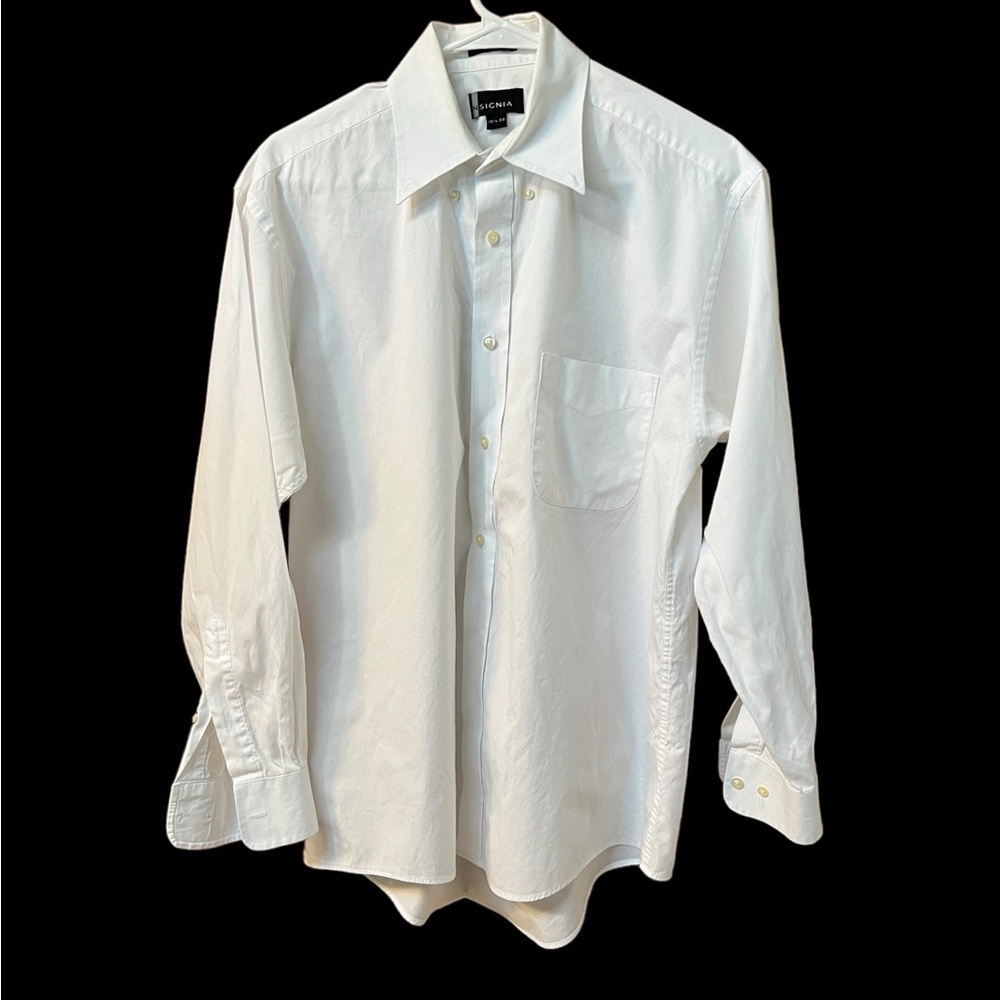 INSIGNIA men’s dress shirt size 15.5 x 33